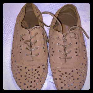 Brown Tan Suede Laced Moccasins sz7